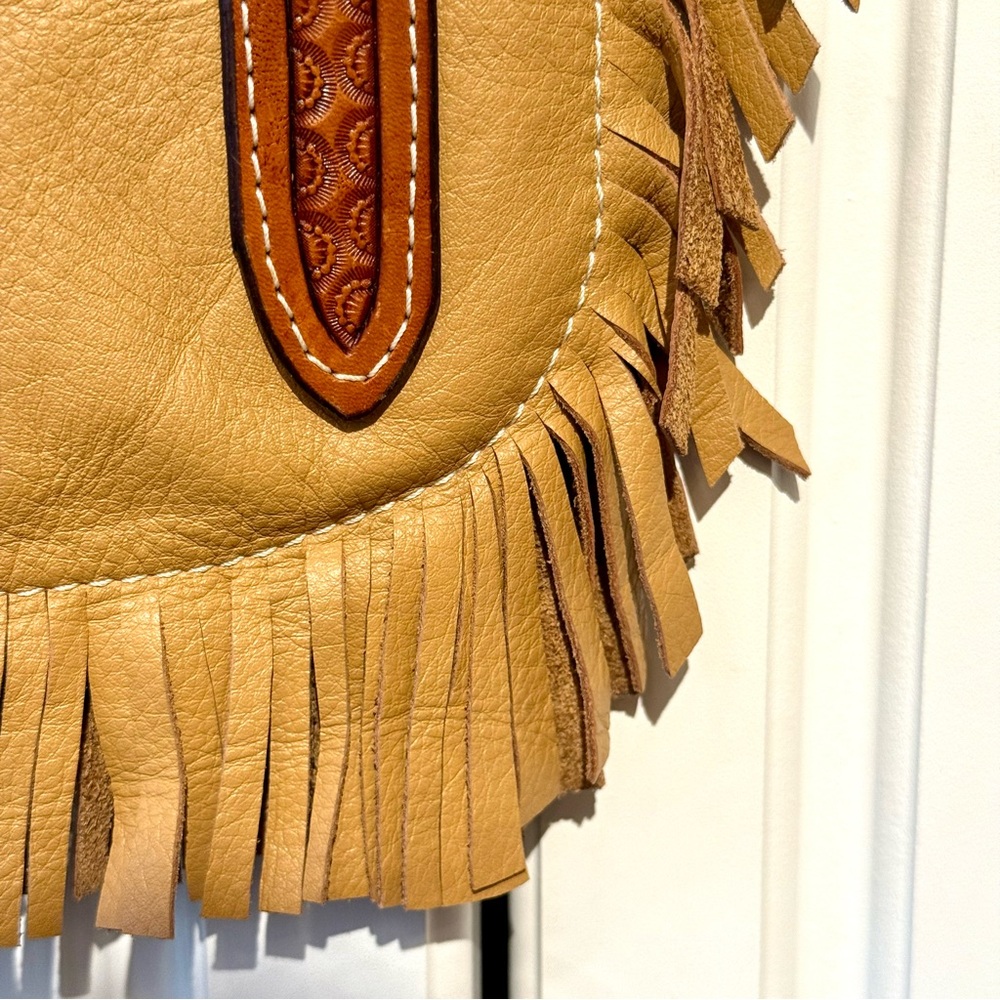 Rocking Bar L Texas Leather Works Brown & Tan Leather Fringe Shoulder Bag - Picture 4 of 13